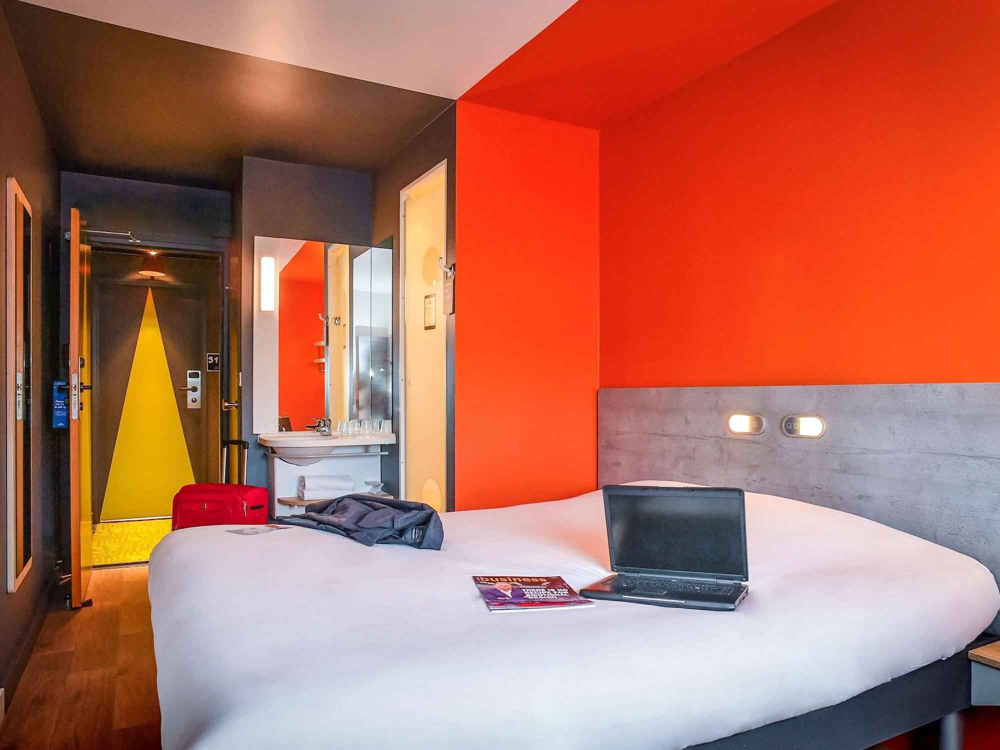 Ibis Budget Saint Lo Exterior photo