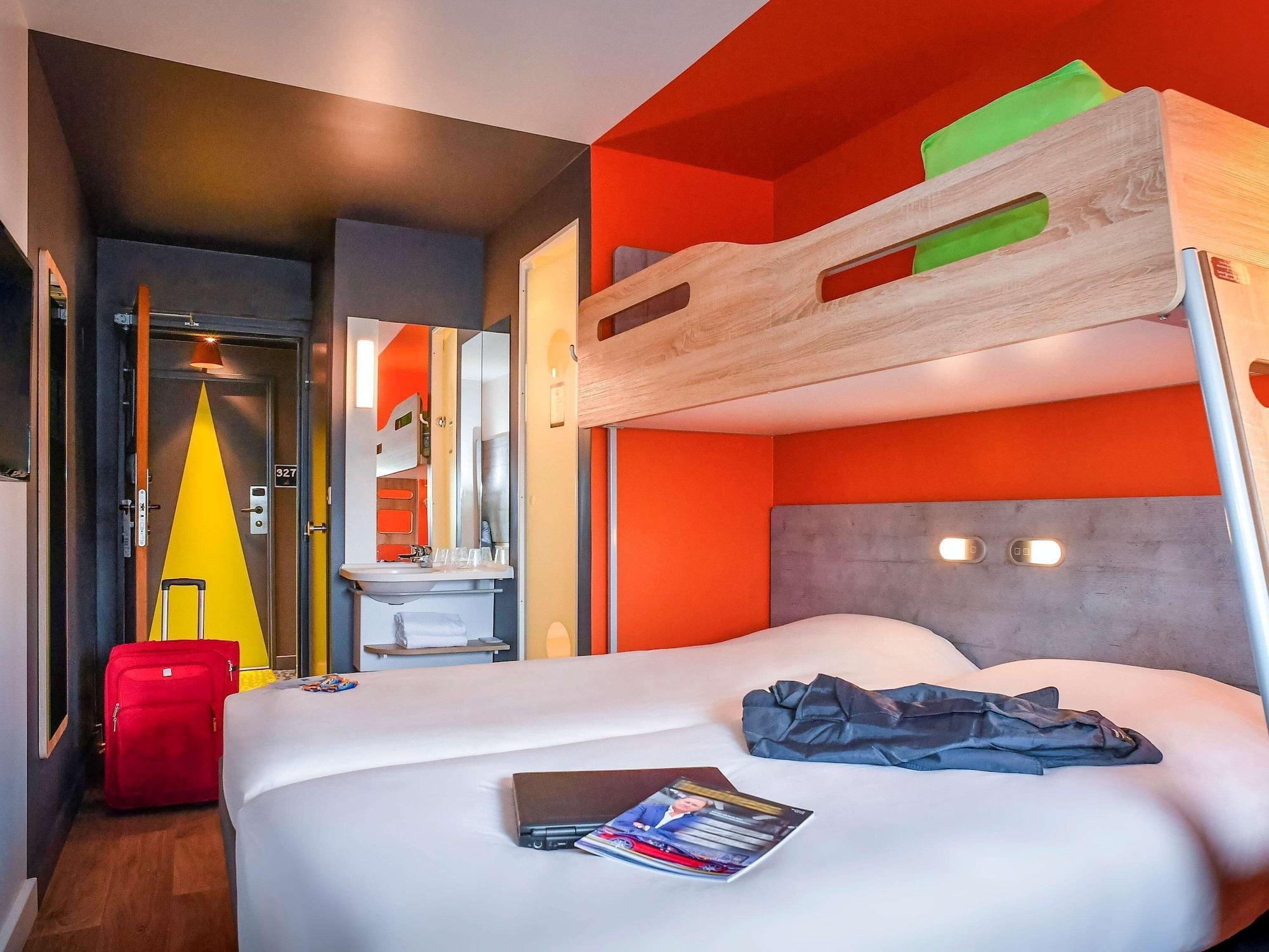 Ibis Budget Saint Lo Exterior photo