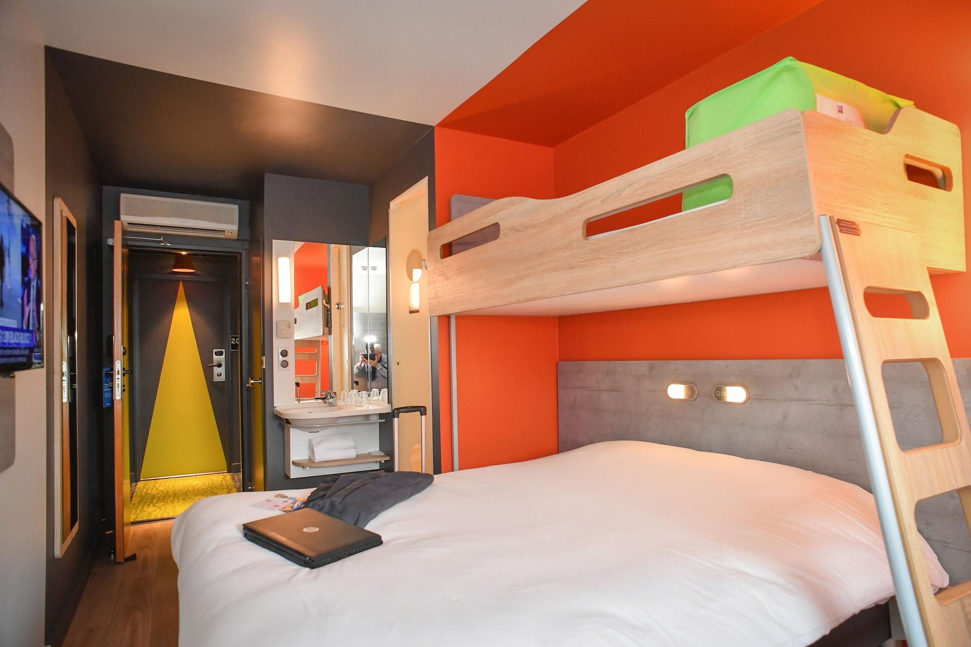 Ibis Budget Saint Lo Exterior photo