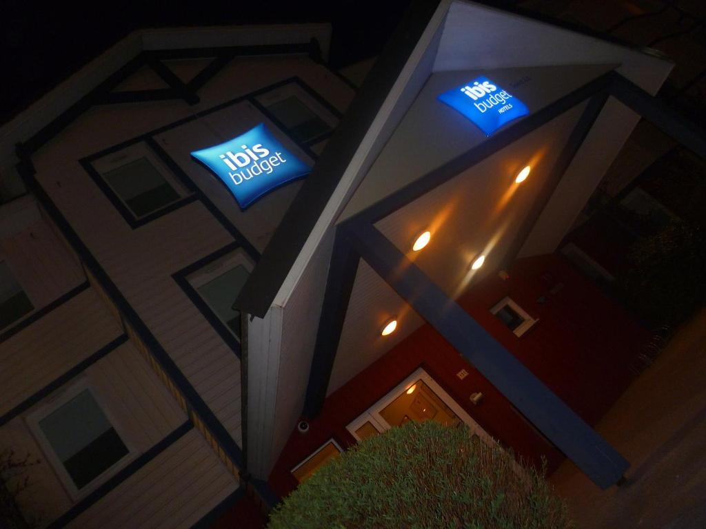 Ibis Budget Saint Lo Exterior photo